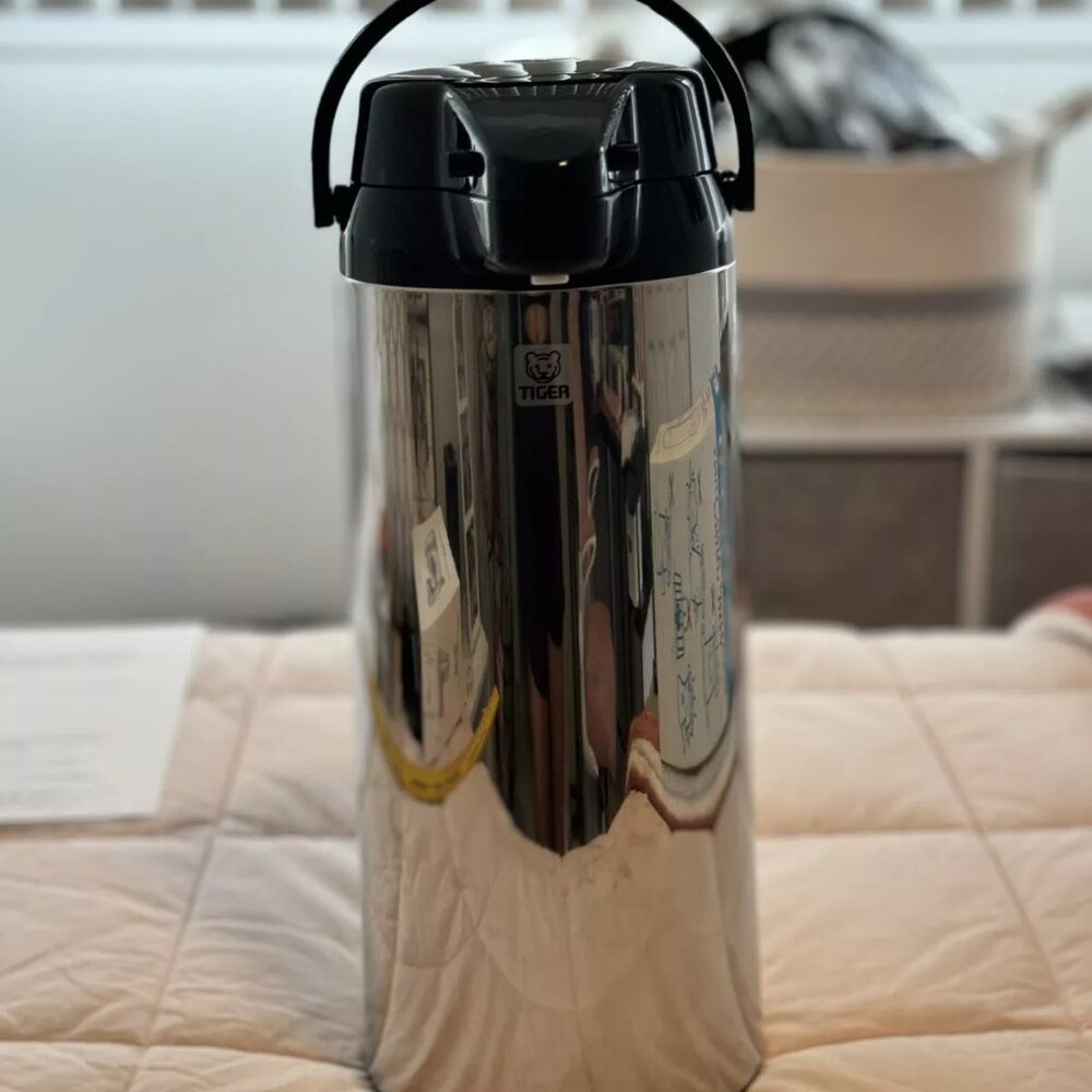 New in Box Vintage 2015 Tiger Automatic Vacuum Jug 2.5 made in Japan - Picture 6 of 11